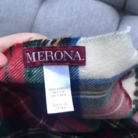 Merona Plaid Winter Scarf with Fringe - Picture 5 of 5